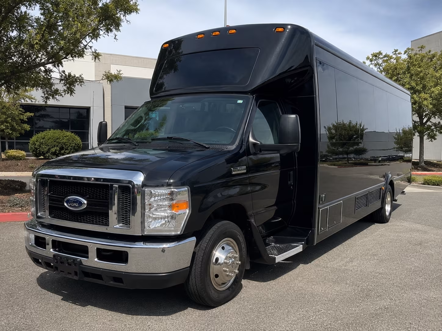 book your west covina prom party bus before the date is gone