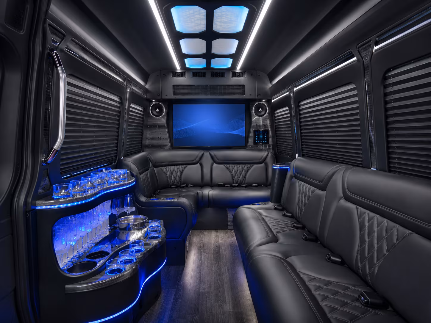 choose the right bus size for jury court and legal agency transport in west covina